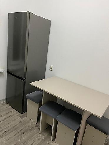 аренда ком: Сдается светлая 2‑комнатная квартира с отдельной кухней. Особенности — 2