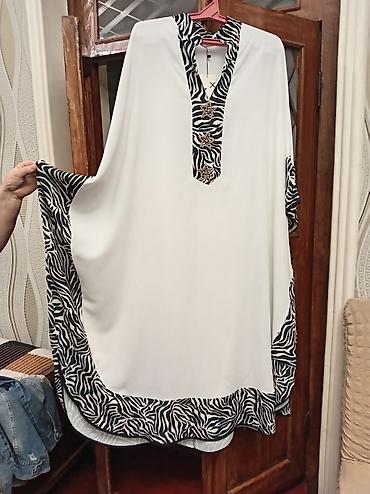 basina: Ağ rəngli, sərbəst kəsimli kaftan/tunika. - Dizayn: Qarın və ətək — 2