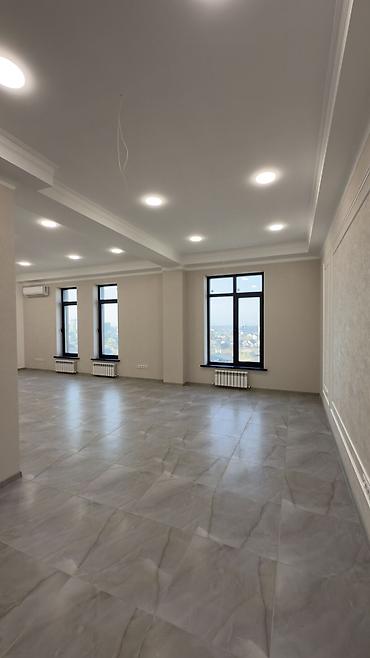 Аренда помещений свободного назначения: Сдается в БЦ коммерческого помещения В центре города . Площадь 65 — 6