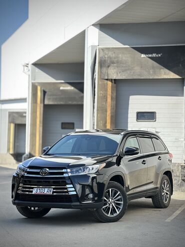 Toyota: Toyota Highlander: 2018 г., 3.5 л, Автомат, Бензин, Кроссовер