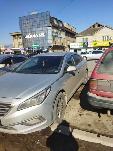 Легковой транспорт: Сдаю в аренду: Легковое авто, Под такси