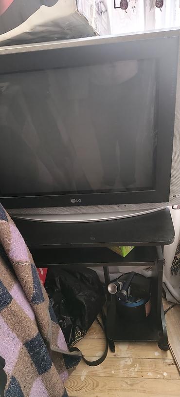 televızor: LG televiziya + kiçik TV stendi - Brend: LG - Ekran tipi: geniş ekran — 1