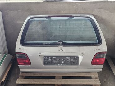 Датчики, сенсоры, предохранители: Крышка багажника Mercedes-Benz, 2001 г., Б/у, Оригинал