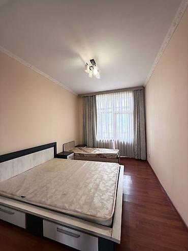 октябрьская: 3 комнаты, 95 м², Элитка, 9 этаж — 4