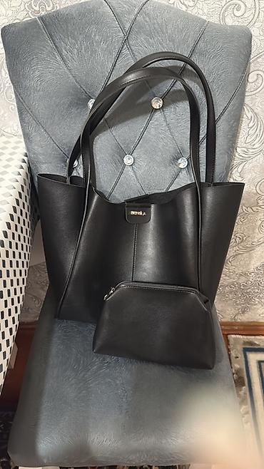 Çantalar: Qara rəngli qadın çanta dəsti - Material: süni dəri (glossy, hamar — 1