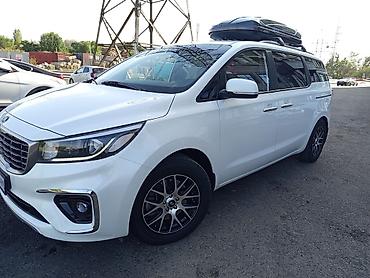 кабина на мото: Kia Carnival: 2019 г., 2.2 л, Автомат, Дизель, Минивэн — 8