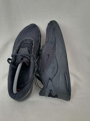 pull and bear sandale: NIKE EIR MAX muske patike, broj 44. Patike su original, bez ostecenja — 6