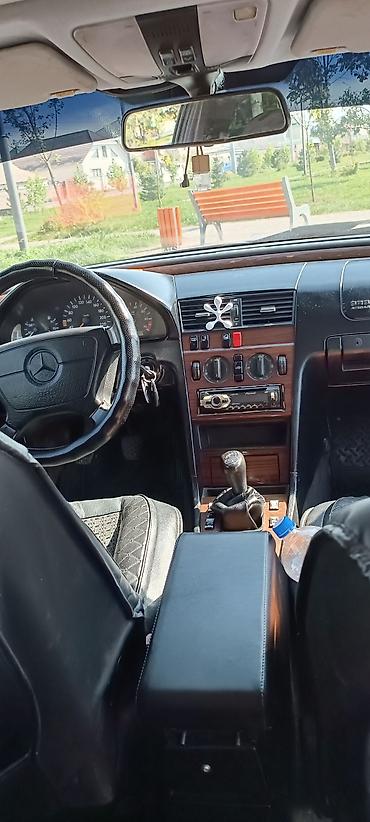 пш метр: Mercedes-Benz C-Class: 1993 г., 1.8 л, Кол менен иштөөчү, Бензин, Седан — 5