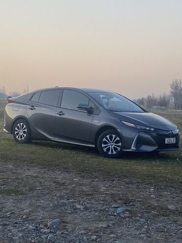 Toyota: Toyota Prius: 2020 г., 1.8 л, Автомат, Электромобиль, Седан