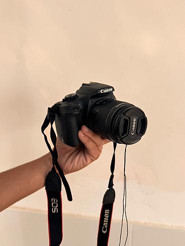 Canon EOS 1300D DSLR fotoaparat hec islenmiyib tezedir - Sensor: 18