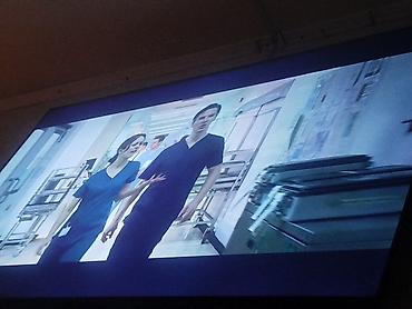 телевизор tcl как: LED-телевизор с тонкими рамками, настенное крепление TCL 4K - — 3