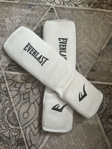Другая мужская одежда: Продаю футы материалные от Everlast