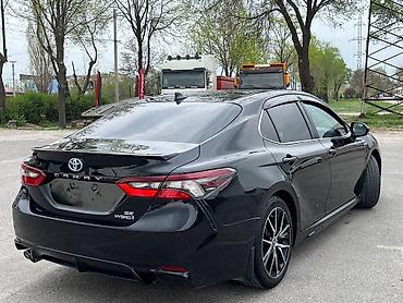 rav4 se: Toyota Camry: 2021 г., 2.5 л, Вариатор, Гибрид, Седан — 2