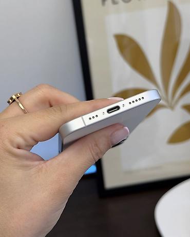 sadə telefon: IPhone 16, 128 GB, Ağ, Zəmanət, Simsiz şarj, Face ID — 5