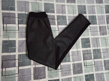 Ženska odeća | Subotica: Zenske pantalone ESMARA
Velicina S ( 36/38)
Bez ostecenja
