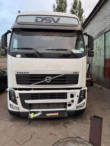 Контейнеры: Прицеп, Volvo, Шторный, от 12 т, Б/у