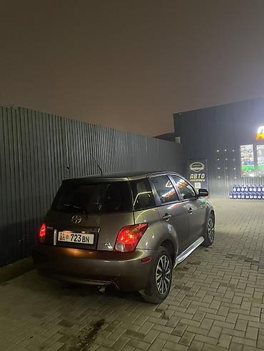 Toyota: Toyota ist: 2004 г., 1.5 л, Механика, Бензин, Хэтчбэк — 3