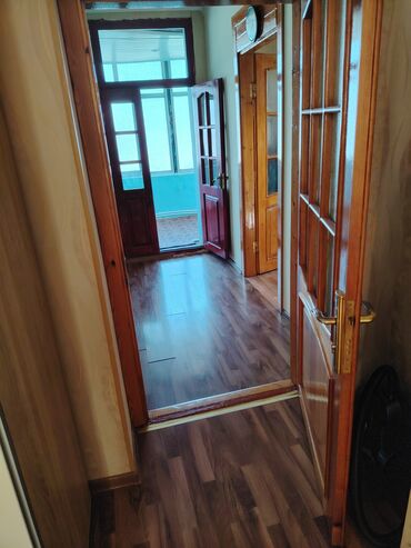 Həyət evləri və villaların satışı: Satılır: həyətli ev sahəsi və tikililər - Giriş: geniş metal darvaza — 16