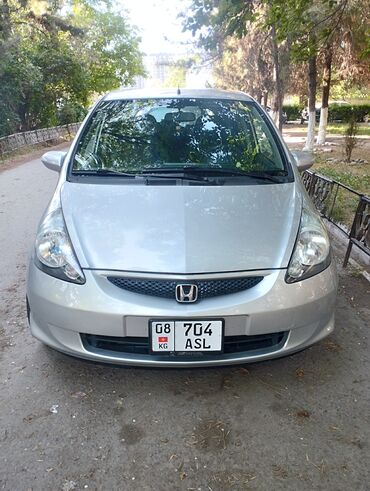 ош машина фит: Honda Jazz: 2005 г., 1.4 л, Механика, Бензин, Хэтчбэк