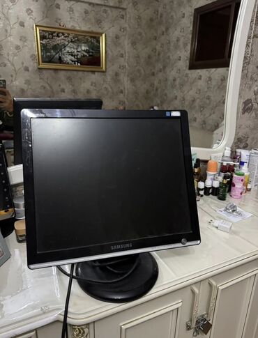 бу компьютеры купить: Komplekt stolüstü kompüter və monitor - Monitor: Samsung LCD