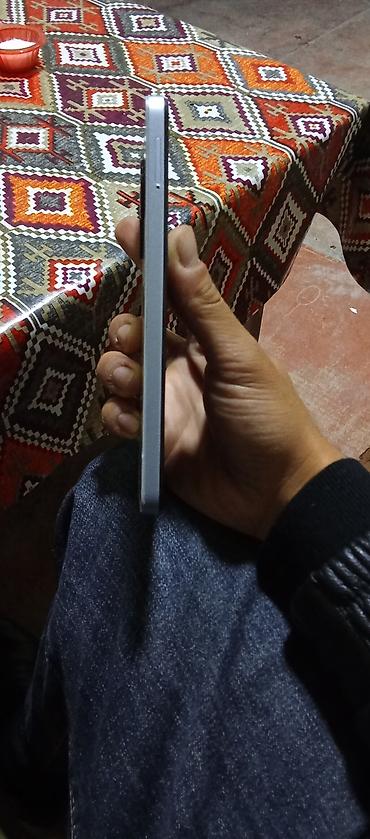 tecno camon 15: Ağıllı telefon – ağ/silver gövdə, kvadrat kənarlı premium dizayn — 3