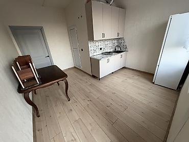 osh flat: Адрес Р/н Учкун Ул.Жылдызбека Огонбаева 67 Сдаётся светлая — 1
