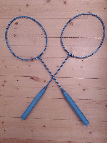 İdman və istirahət: Badminton raketkaları dəsti. Dəstə 2 ədəd badminton raketkası — 1