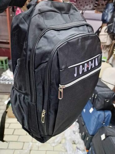 Sportske torbe i rančevi: Školske torbe ima nove modele samo 2300 din veličine 46x37 — 7