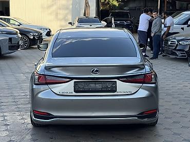 Продажа авто: Lexus ES: 2019 г., Гибрид, Седан — 3