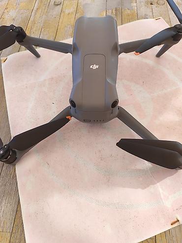 macbook m5: Квадрокоптер DJI (серия AIR 3) - Складная конструкция, компактный — 1