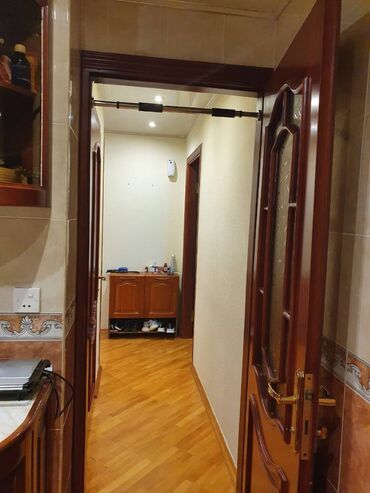 Köhnə tikili: Bakı, 2 otaqlı, Köhnə tikili, m. Gənclik, 70 kv. m — 15