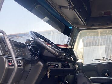 Тягачи: Тягач, Volvo, 2001 г., Без прицепа — 7