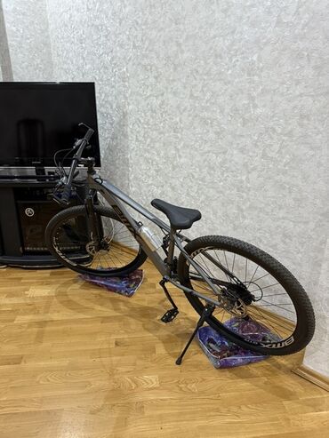 CD, DVD disklər və kassetlər: 29 BMX velosıped yenıdır 1-2 defe surulub