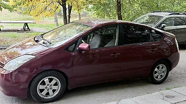 машина гибрид марки: Toyota Prius: 2005 г., 1.5 л, Автомат, Гибрид, Хэтчбэк — 2
