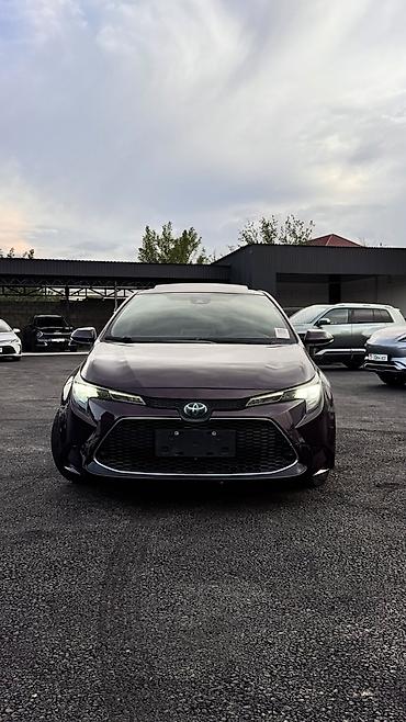 Продажа авто: Toyota Levin: 2020 г., 1.8 л, Гибрид, Седан — 2