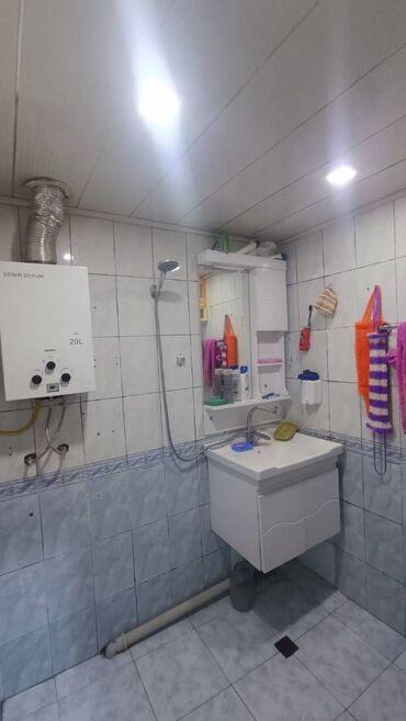 Köhnə tikili: Bakı, Həzi Aslanov qəs., 2 otaqlı, Köhnə tikili, m. Həzi Aslanov, 60 kv. m — 9