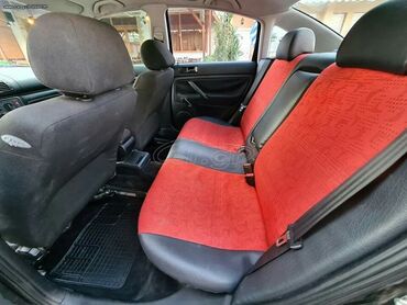 Volkswagen: Volkswagen Passat: 1.6 l. | 1997 έ. Sedan — 4