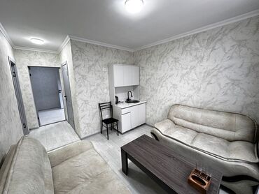 Посуточная аренда квартир: 1 комната, Постельное белье — 11