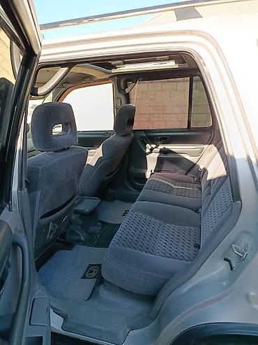 2107 qara: Honda CR-V (I nəsil, 5 qapı) – şəhər və kənar yollar üçün praktik — 10