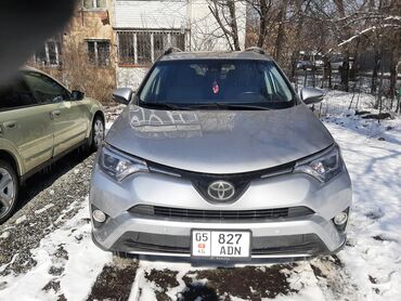 Toyota: Toyota RAV4: 2018 г., 2.5 л, Автомат, Бензин, Кроссовер