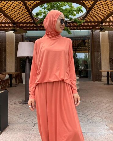 Спортивные костюмы: Спортивные костюмы — 11