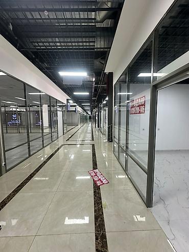 закрытием кафе: Продается торговое помещение,46 квадратных метров в торговом центре — 6