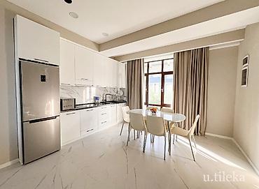 studio apartment: 🏡 Продаётся премиальный дуплекс в Chaika Resort на Иссык-Куле. 📍 2-я — 3