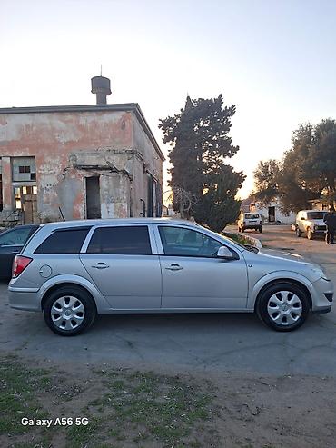 Opel: Opel Astra: 1.3 l | 2009 il 272000 km Universal — 3