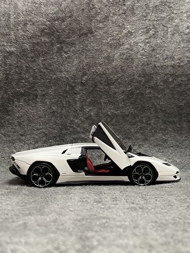 Avtomobil modelləri: Lamborghini, 2025 il, 1:24, Dəmir, Rayonlara çatdırılma, Ünvandan götürmə, Pulsuz çatdırılma — 20