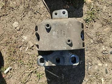 delovi alternatora: NOSAČ MOTORA ZA SEAT LEON, TOLEDO OD 2000. DO 2005. GOD. | Nosac — 1