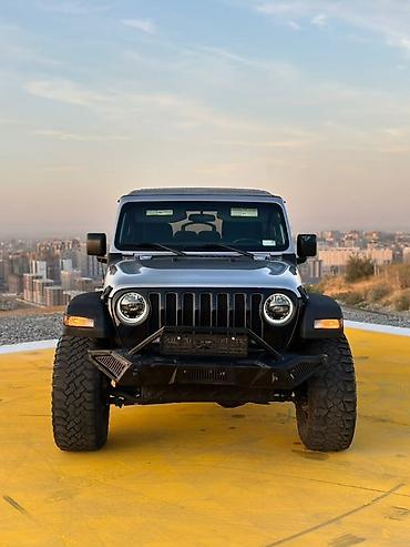 lexus ux250h: Jeep Wrangler: 2020 г., Внедорожник — 5