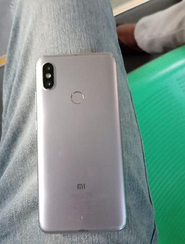 Xiaomi 32 GB, rəng - Gümüşü, 
 İki sim kartlı