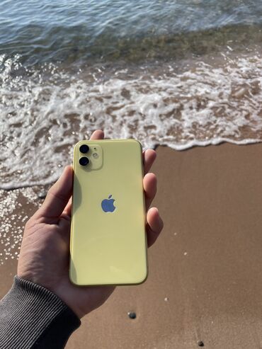 Apple iPhone: IPhone 11, Б/у, 128 ГБ, Желтый, Защитное стекло, 83 %