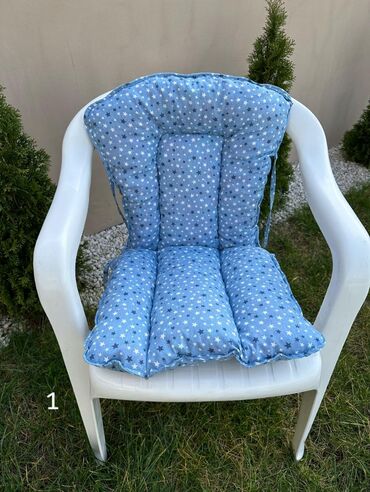 Posteljina: Podmetači za stolice od mlevenog sundjera️ Dimenzije podmetača:82x40️ — 12